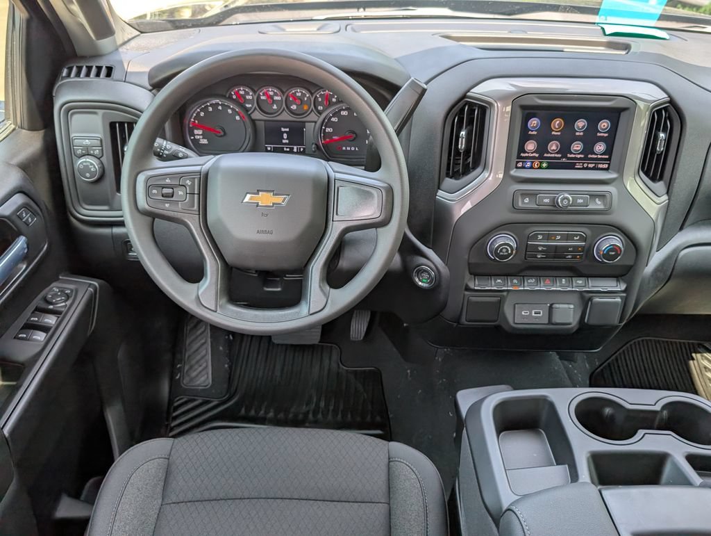 New 2026 Chevrolet Silverado 1500 Custom w/ LPO, Dark Essentials Package RWD image 4