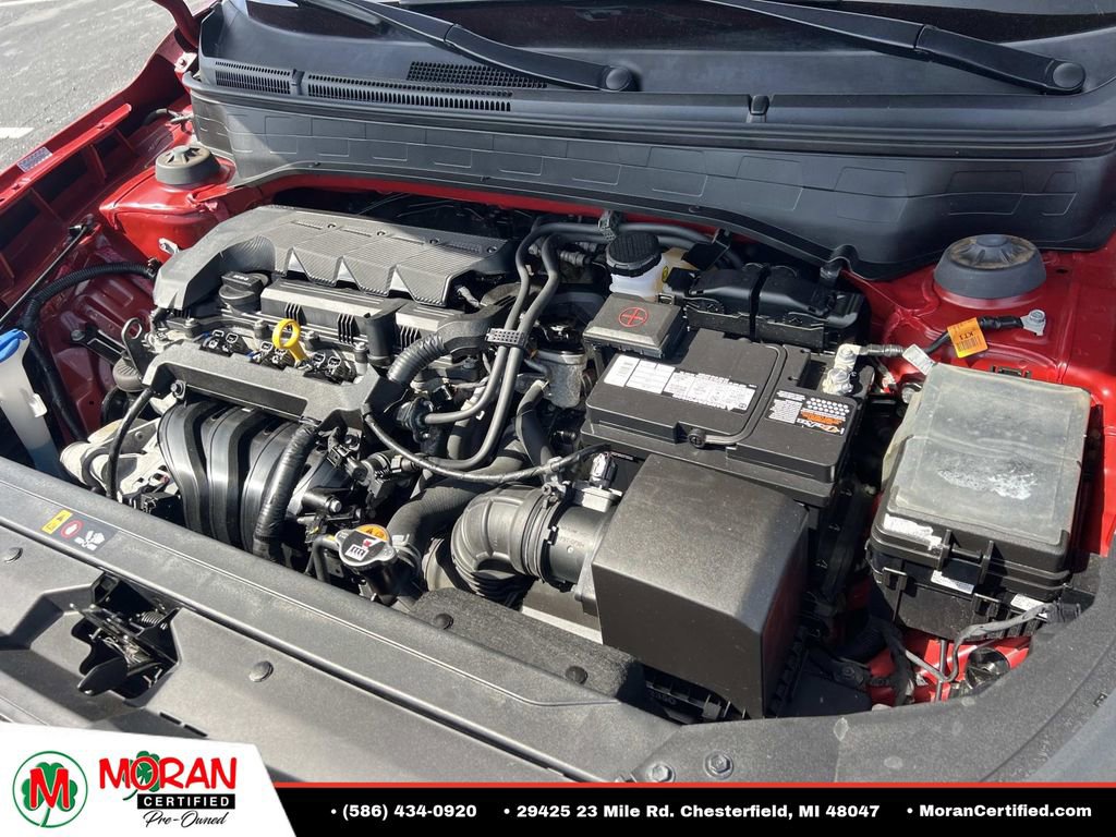 Used 2023 Hyundai Venue Limited FWD image 11