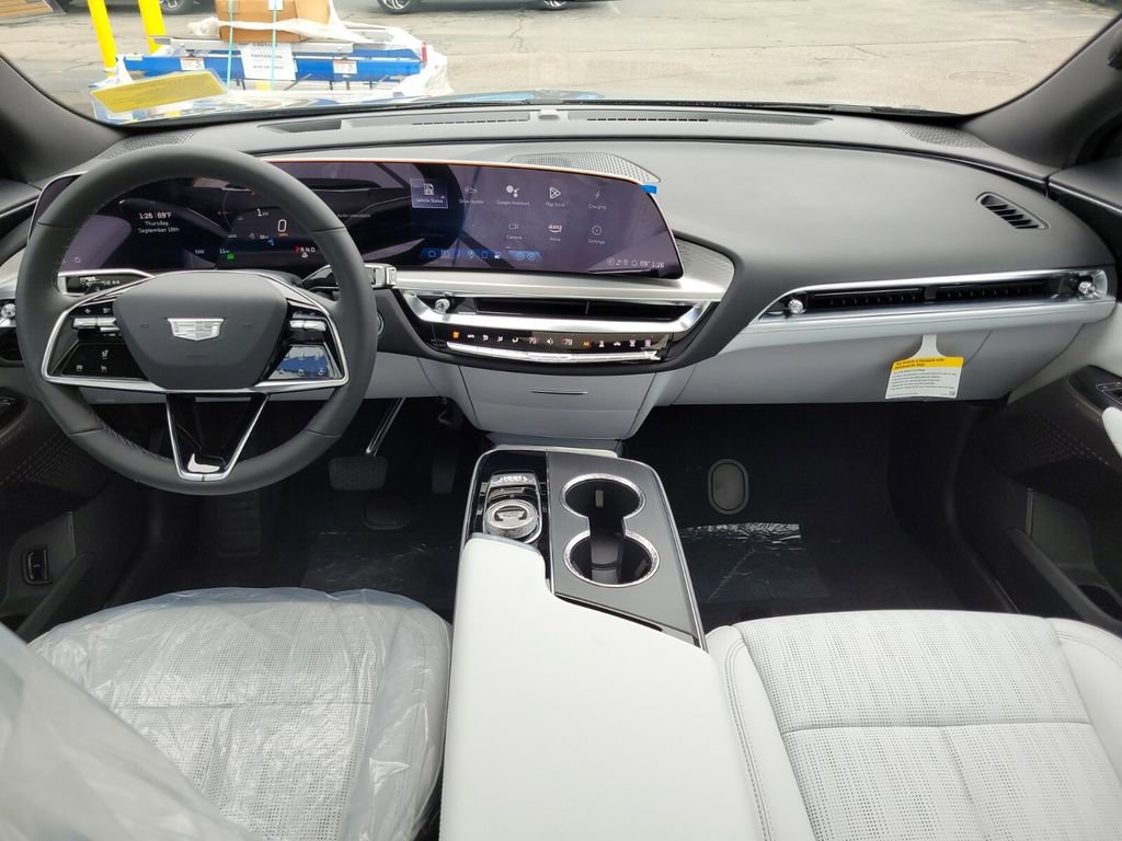 New 2025 Cadillac Lyriq Luxury w/ LPO, Floor Liner Package image 12