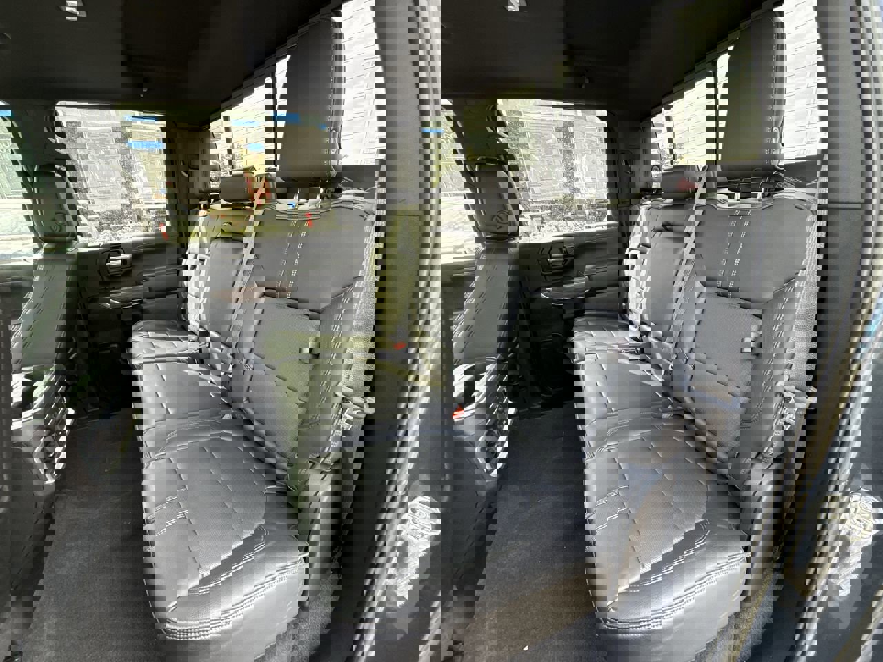 Used 2020 Chevrolet Silverado 2500 High Country w/ Z71 Off-Road Package image 25