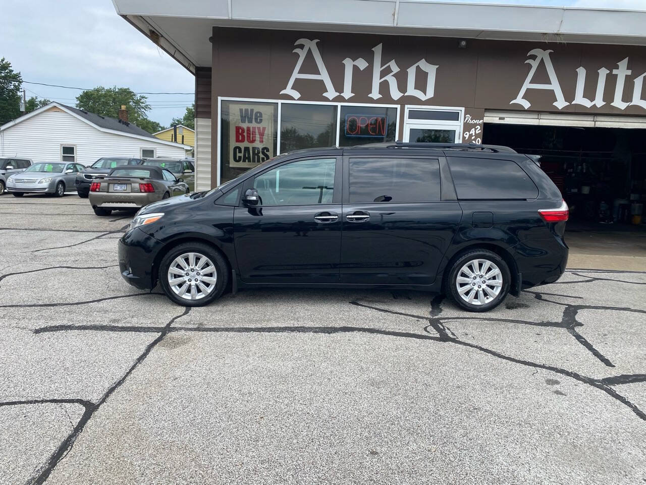 Used 2015 Toyota Sienna Limited Premium AWD/4WD image 7