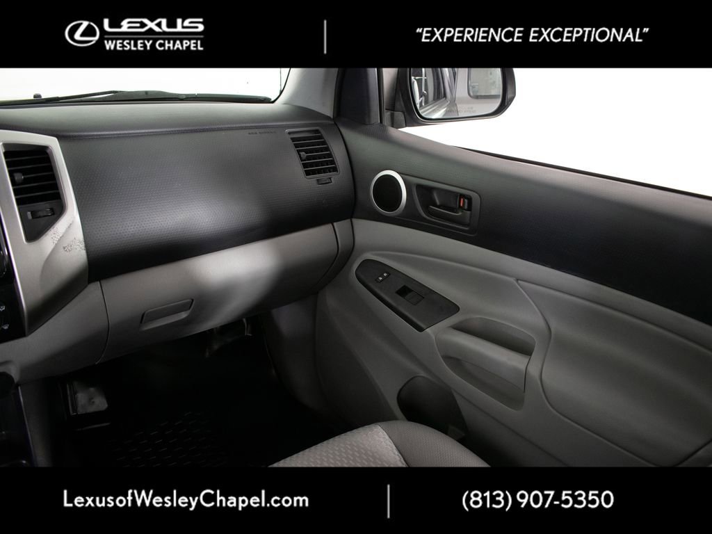 Used 2013 Toyota Tacoma PreRunner w/ SR5 Pkg RWD image 33