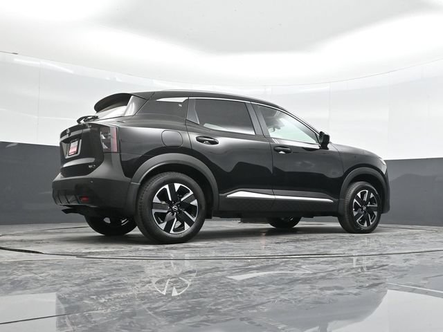 Used 2025 Nissan Kicks SV w/ SV Premium Package AWD/4WD image 29