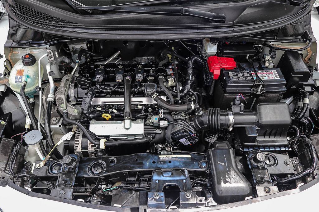 Used 2022 Nissan Versa SV FWD image 29