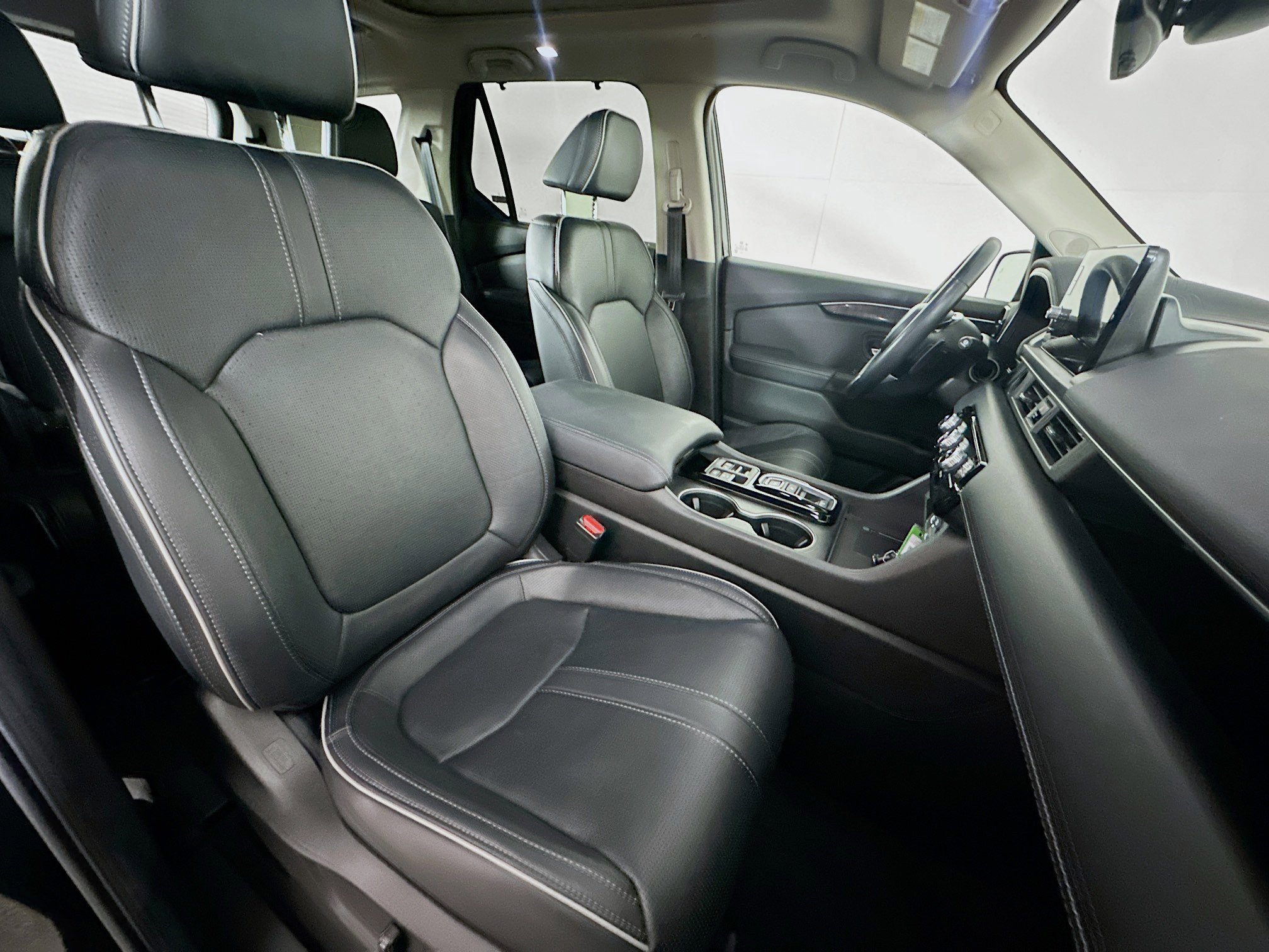Used 2023 Honda Pilot Elite image 33