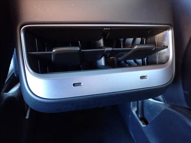 Used 2020 Tesla Model Y Long Range image 9