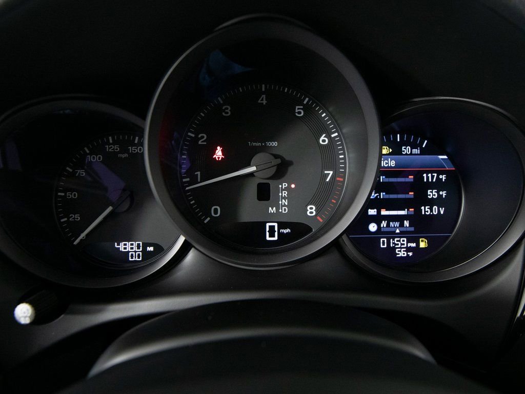 Certified 2025 Porsche Macan image 24