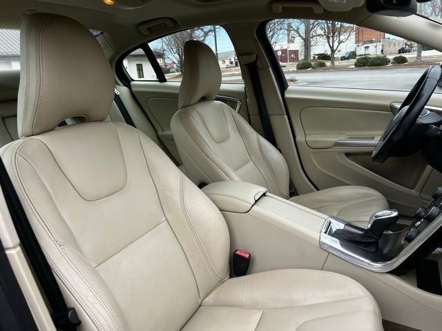 Used 2013 Volvo S60 T5 image 24