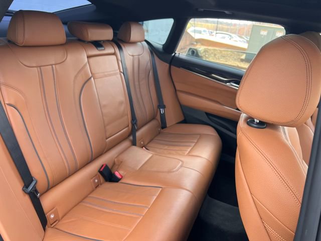 Used 2018 BMW 640i Gran Turismo xDrive w/ M Sport Package image 28