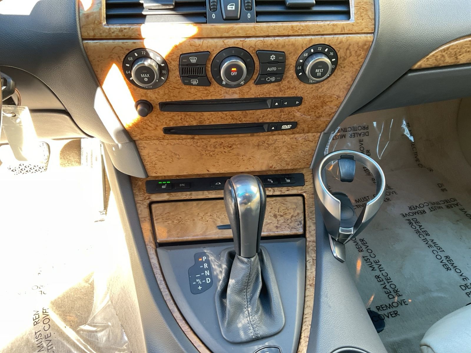 Used 2005 BMW 645Ci Convertible image 11