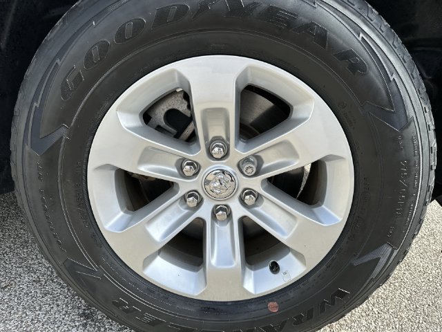 Used 2023 RAM 1500 Laramie AWD/4WD image 28