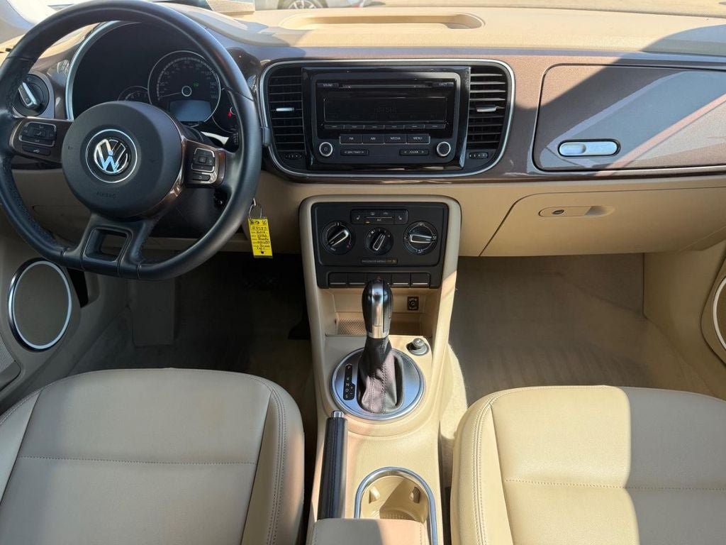 Used 2014 Volkswagen Beetle 1.8T FWD image 11