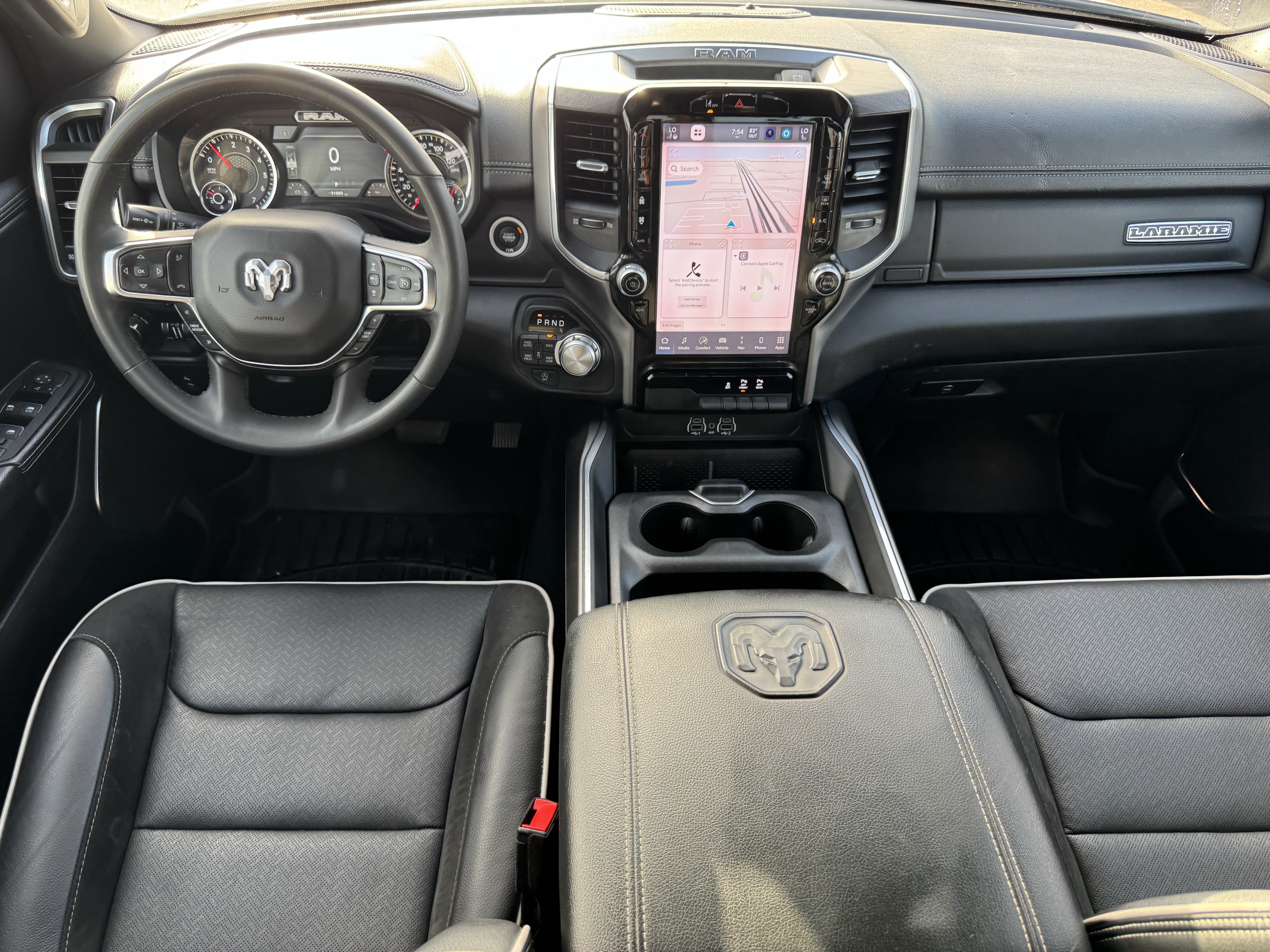 Used 2025 RAM 1500 Laramie w/ Sport Appearance Package AWD/4WD image 10