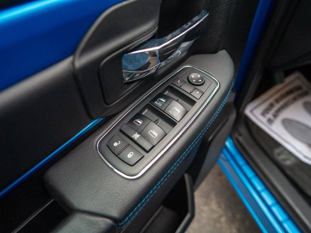 Used 2018 RAM 1500 Sport w/ Hydro Blue Sport Package AWD/4WD image 18