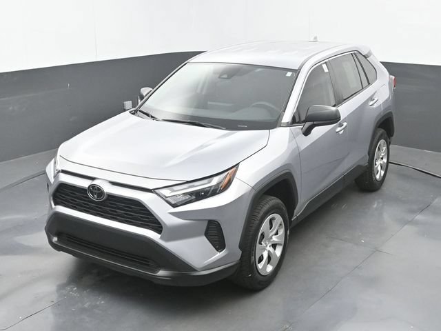 Used 2023 Toyota RAV4 LE FWD image 29