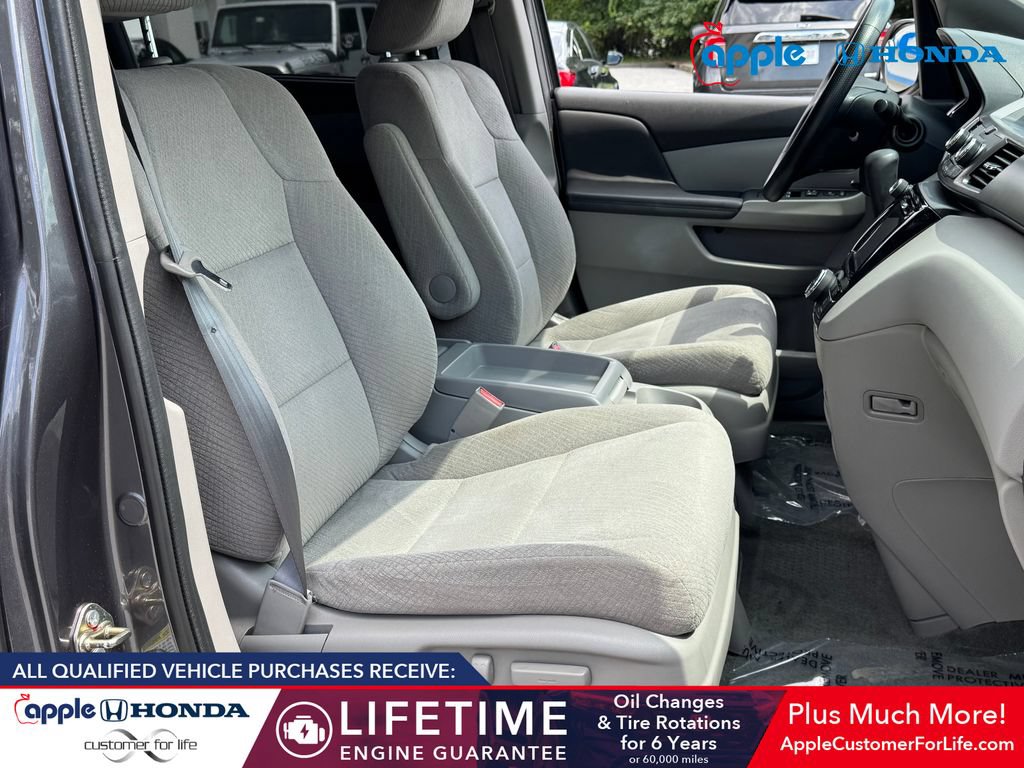 Used 2016 Honda Odyssey SE image 21