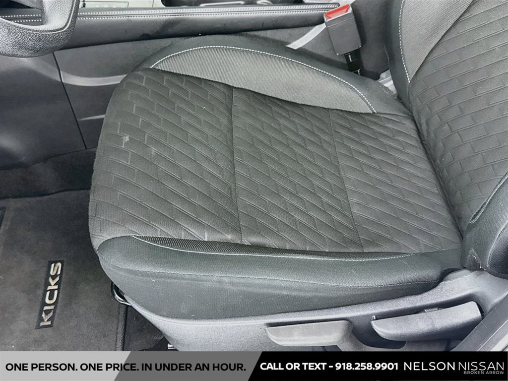 Used 2024 Nissan Kicks SV FWD image 18