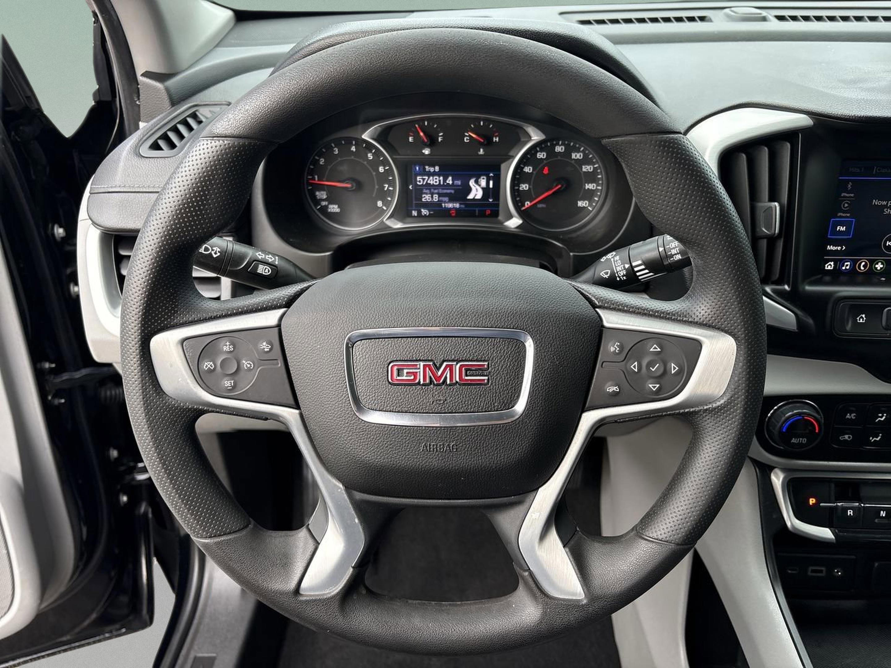 Used 2022 GMC Terrain SLE w/ Driver Convenience Package image 12