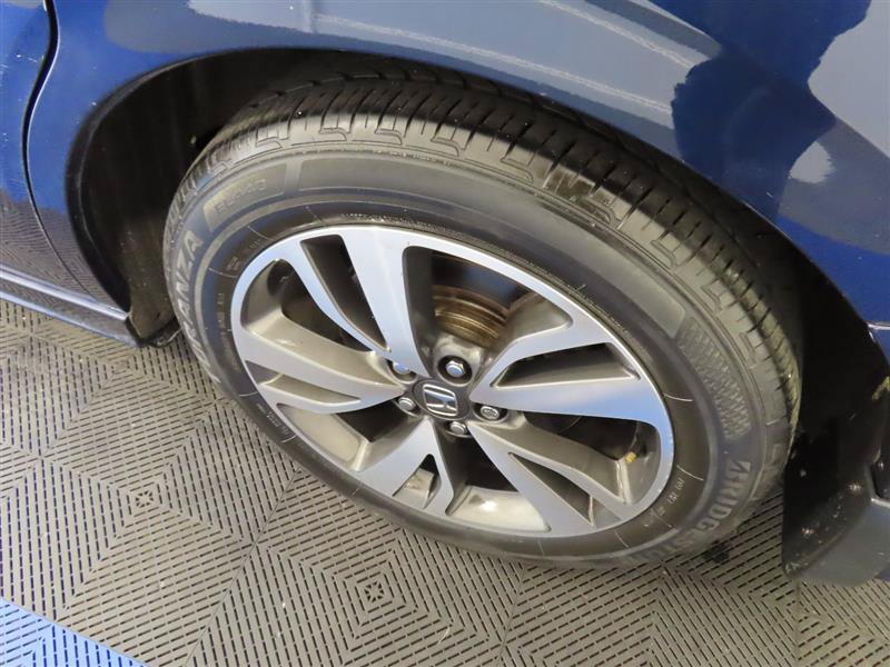Used 2023 Honda Odyssey Touring image 7