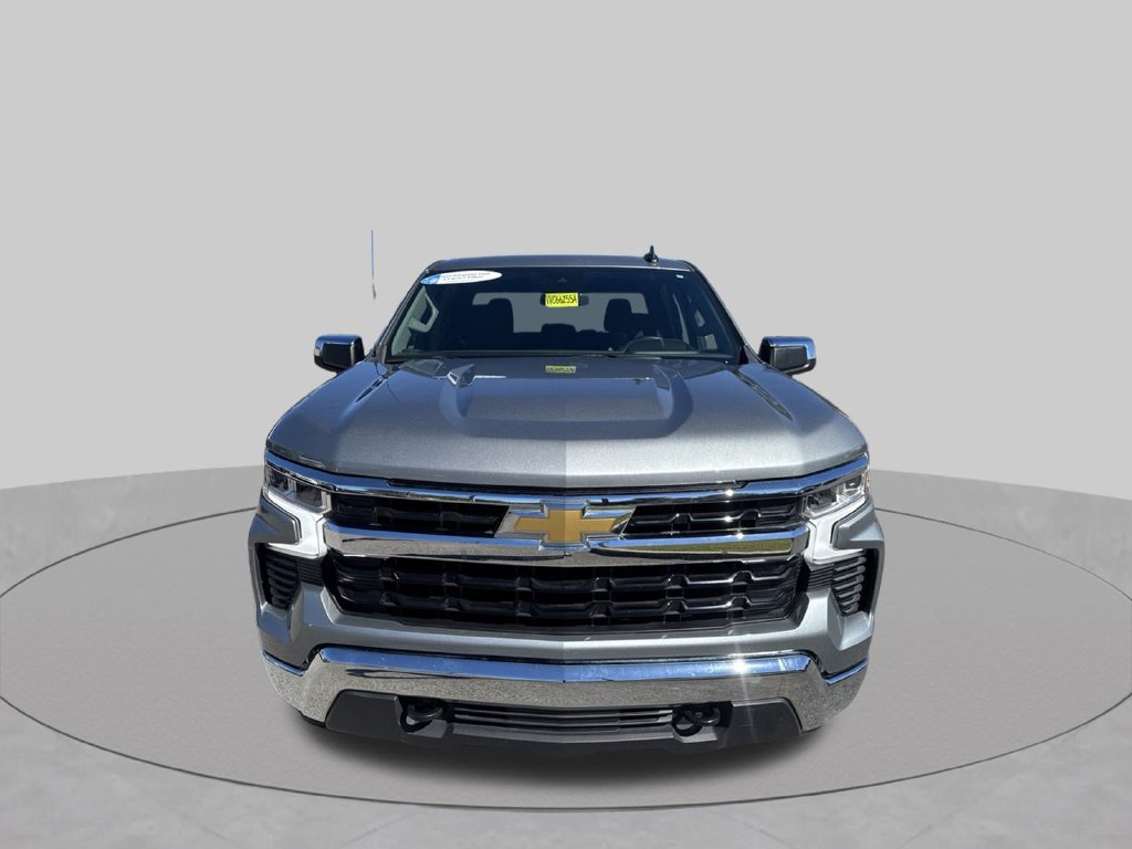 Used 2025 Chevrolet Silverado 1500 LT w/ Z71 Off-Road Package AWD/4WD image 3