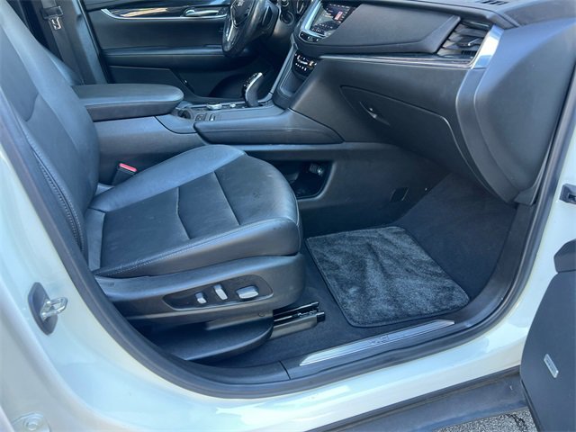 Used 2021 Cadillac XT5 Premium Luxury image 13