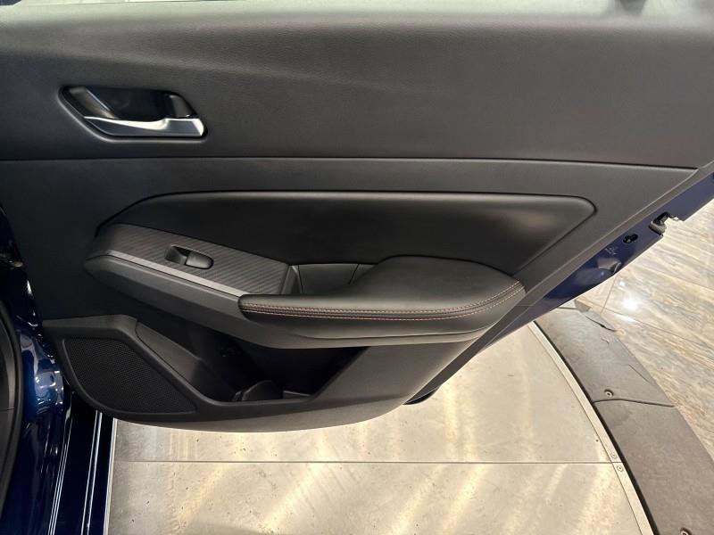 Used 2022 Nissan Altima 2.5 SR image 41