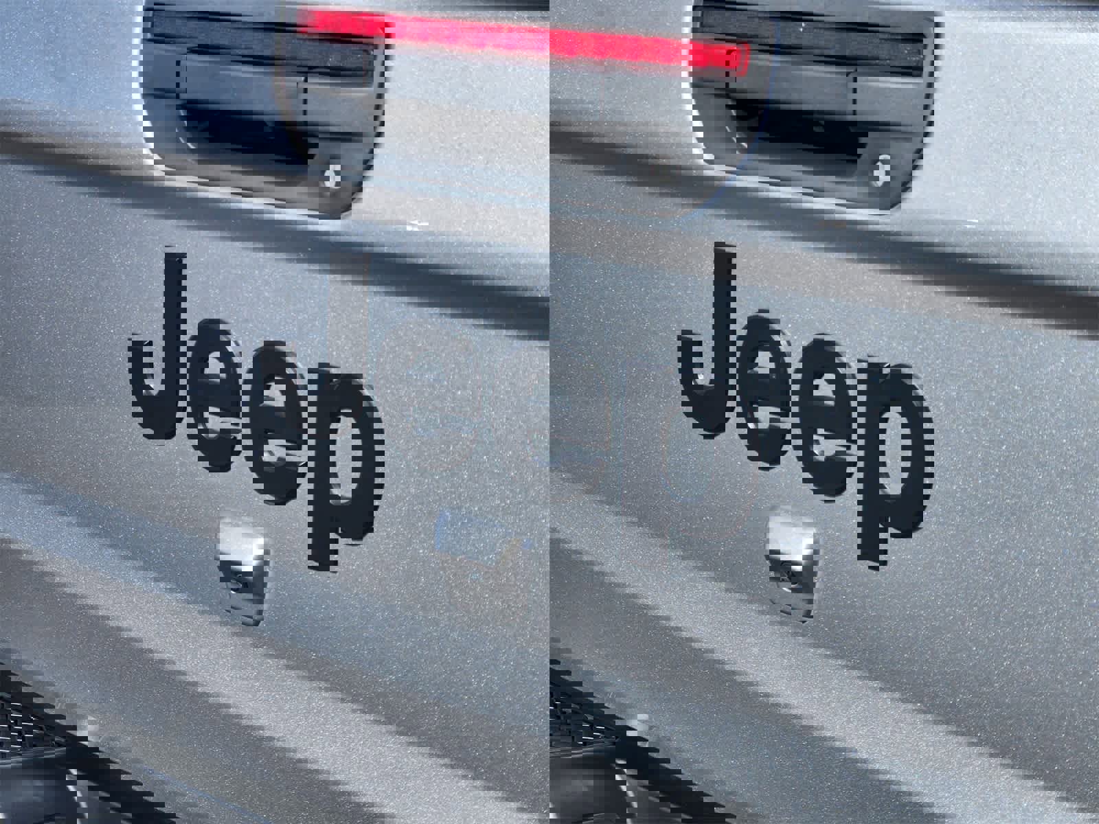 Used 2020 Jeep Gladiator Sport w/ Quick Order Package 24S image 9