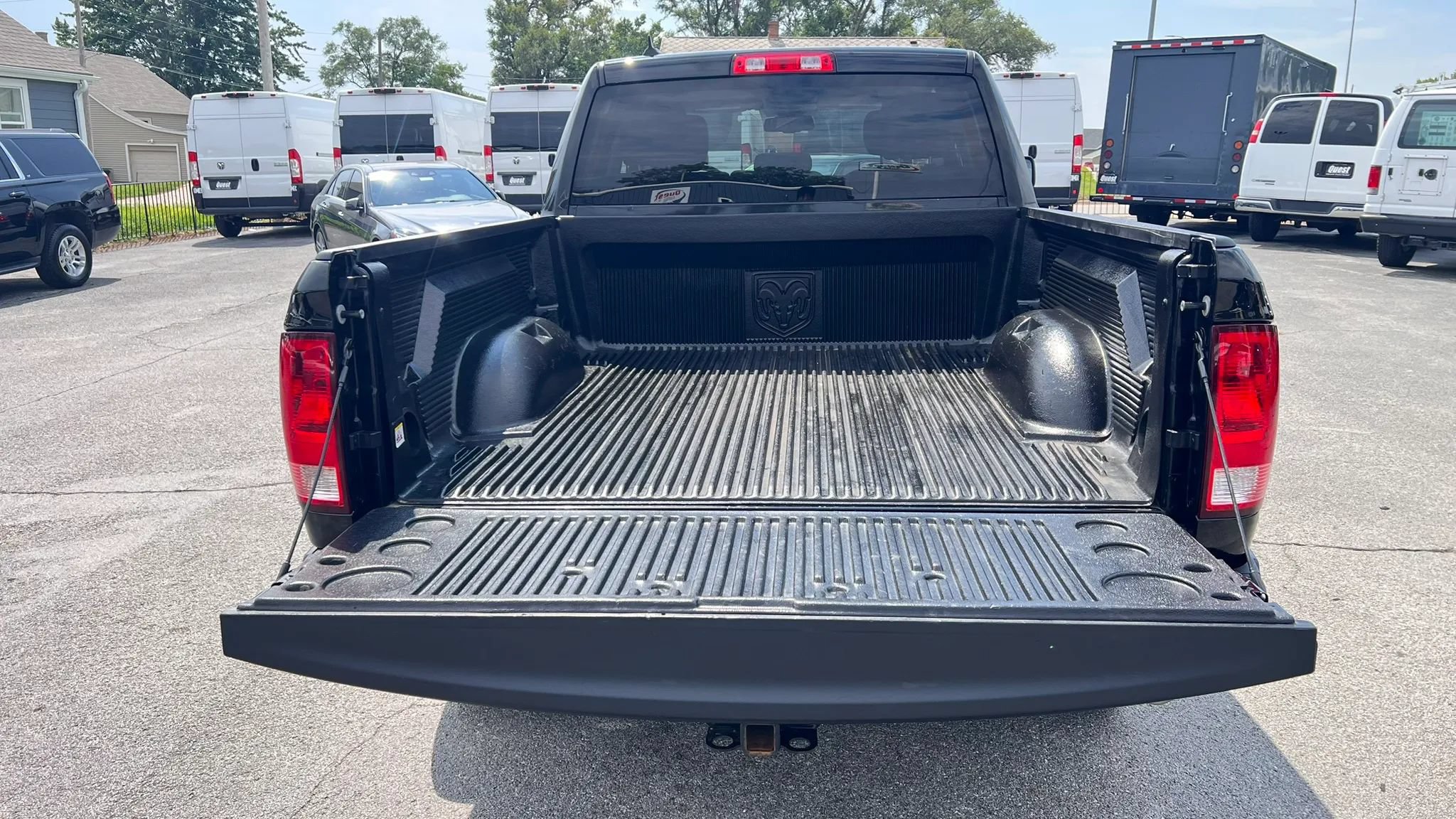 Used 2022 RAM 1500 Tradesman w/ Interior Cold Weather Group AWD/4WD image 6