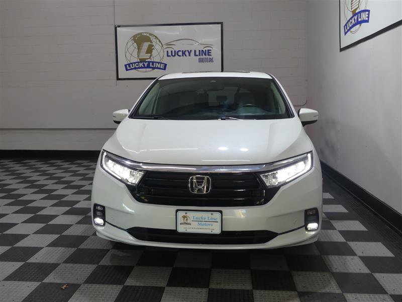 Used 2023 Honda Odyssey Touring image 2
