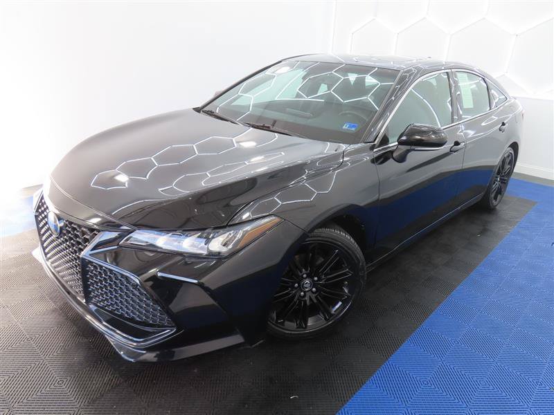 Used 2019 Toyota Avalon XSE w/ All Weather Liner Package FWD image 4