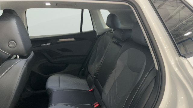 New 2026 Volkswagen Tiguan SE AWD/4WD image 13