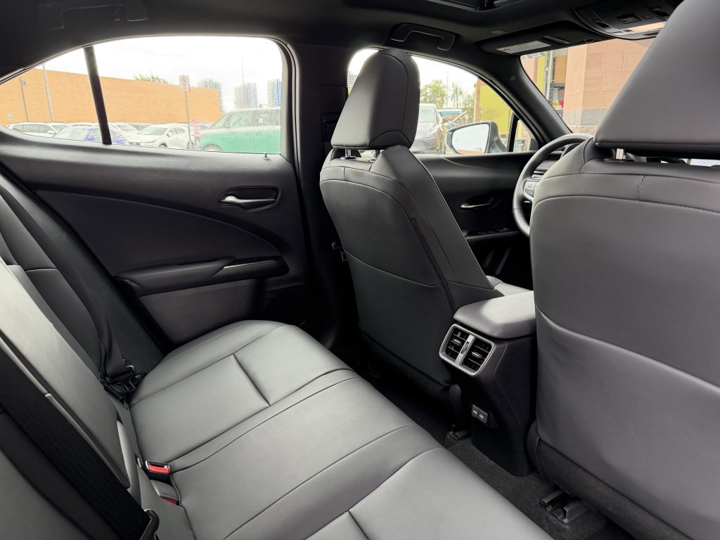 Used 2025 Lexus UX 300h AWD w/ Accessory Package (Z1) image 39