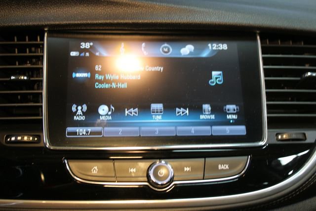Used 2020 Buick Encore Essence AWD/4WD image 25