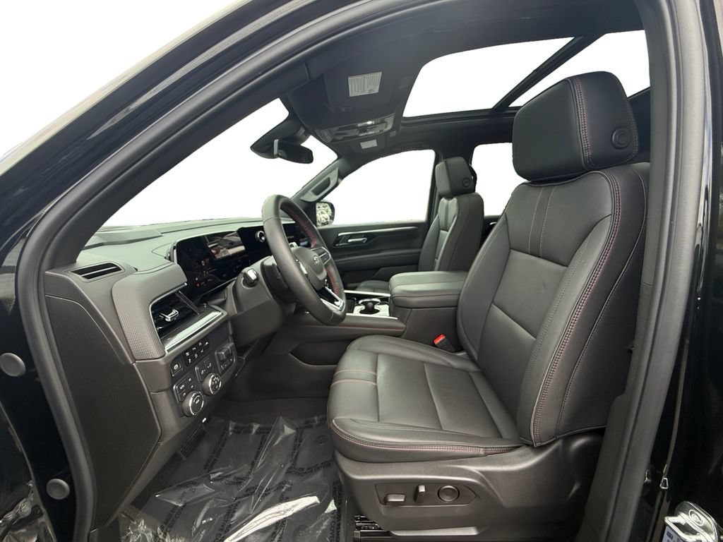 Used 2025 Chevrolet Tahoe RST w/ Comfort Package AWD/4WD image 9