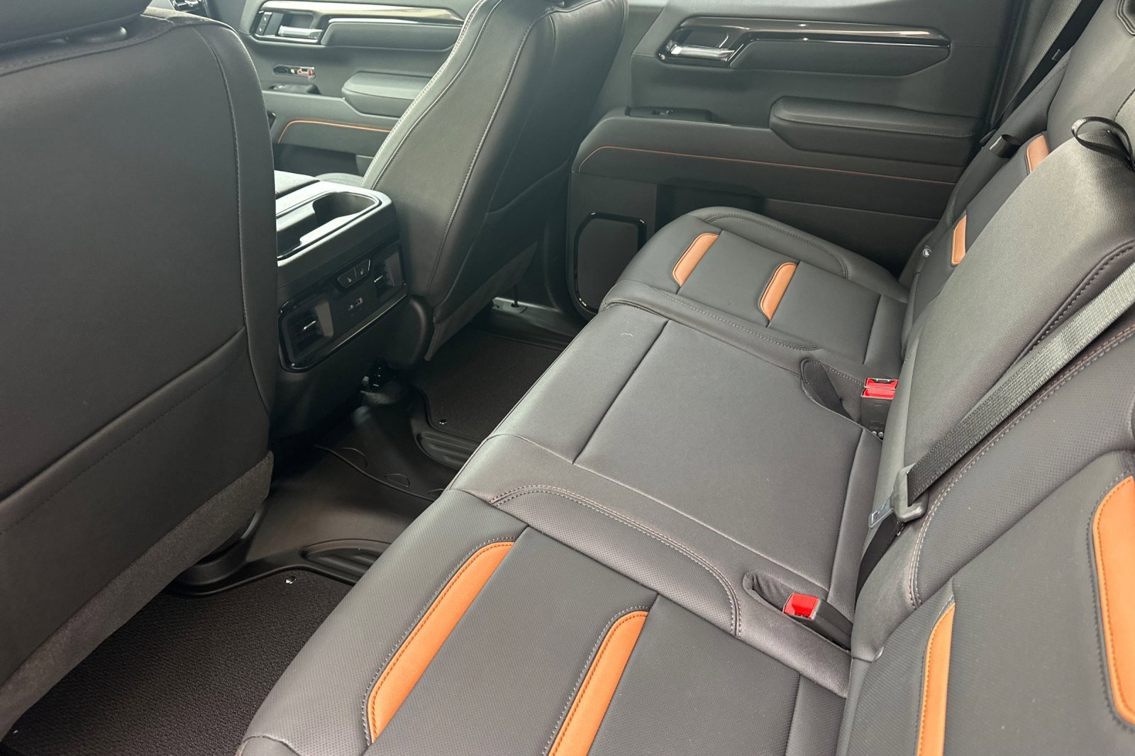 New 2026 GMC Sierra 1500 AT4 image 13