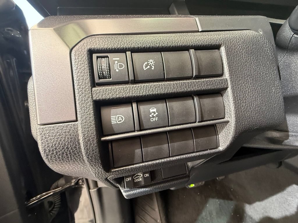 Used 2026 Toyota Tacoma SR5 AWD/4WD image 30