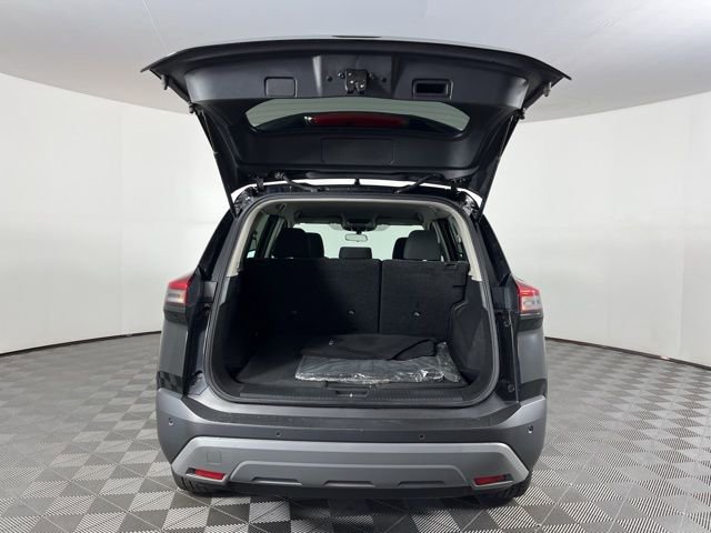 Used 2023 Nissan Rogue SV image 46