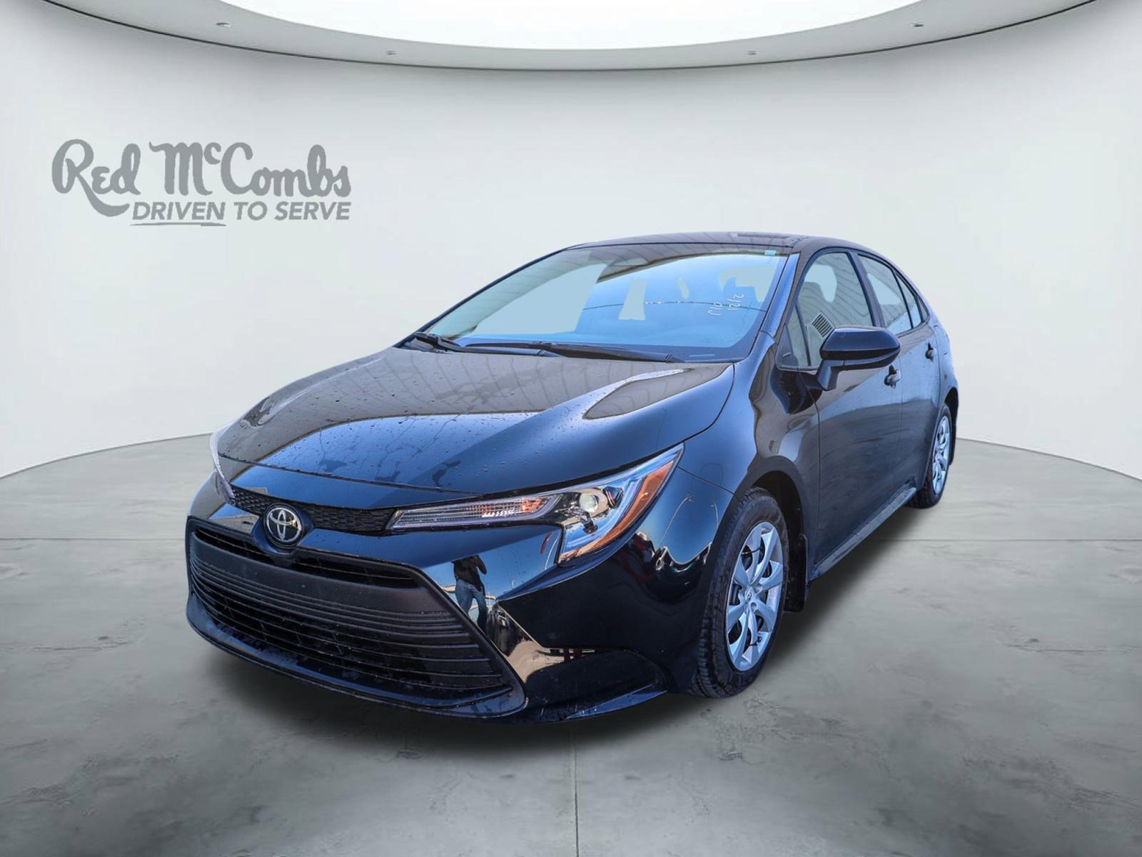 Used 2026 Toyota Corolla LE image 1