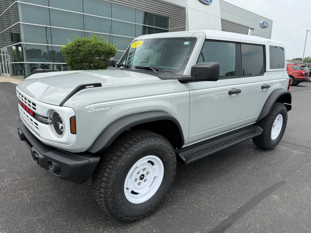 New 2026 Ford Bronco Heritage Edition AWD/4WD image 2