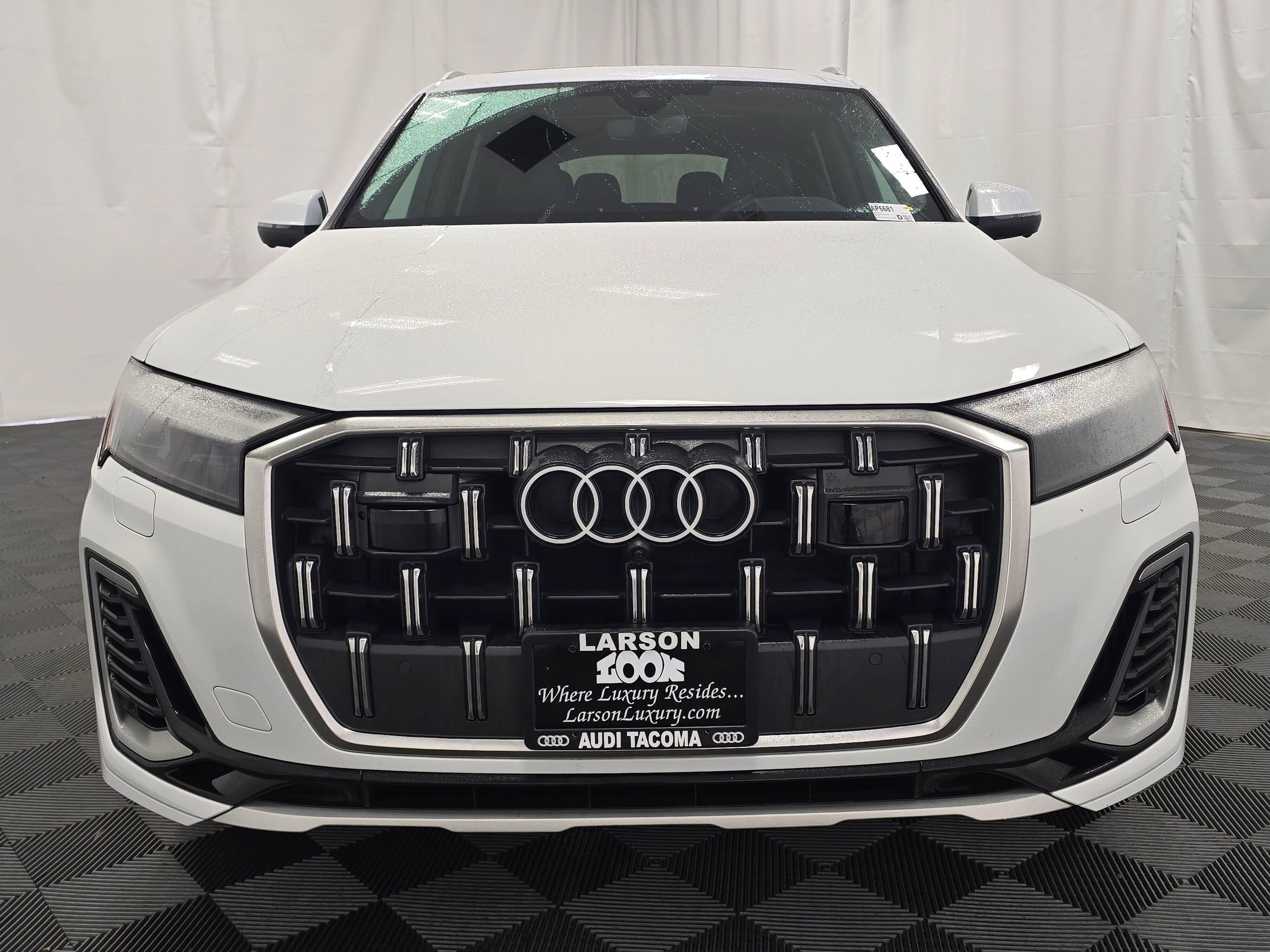 Used 2025 Audi Q7 3.0T Premium Plus image 9