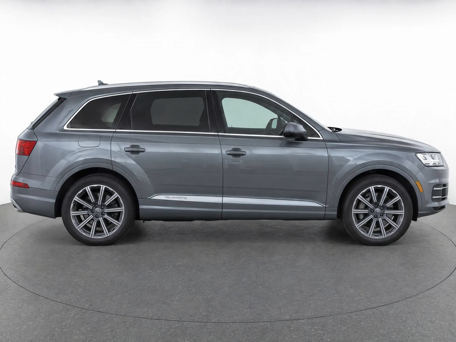 Used 2017 Audi Q7 3.0T Premium Plus AWD/4WD image 4