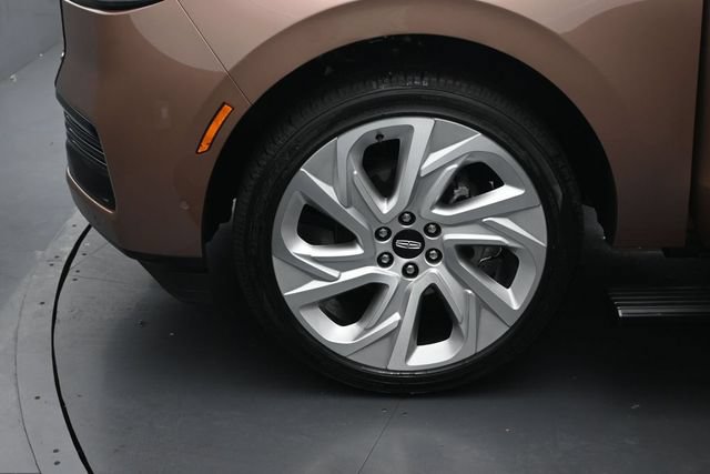 Certified 2025 Lincoln Navigator Black Label AWD/4WD image 36