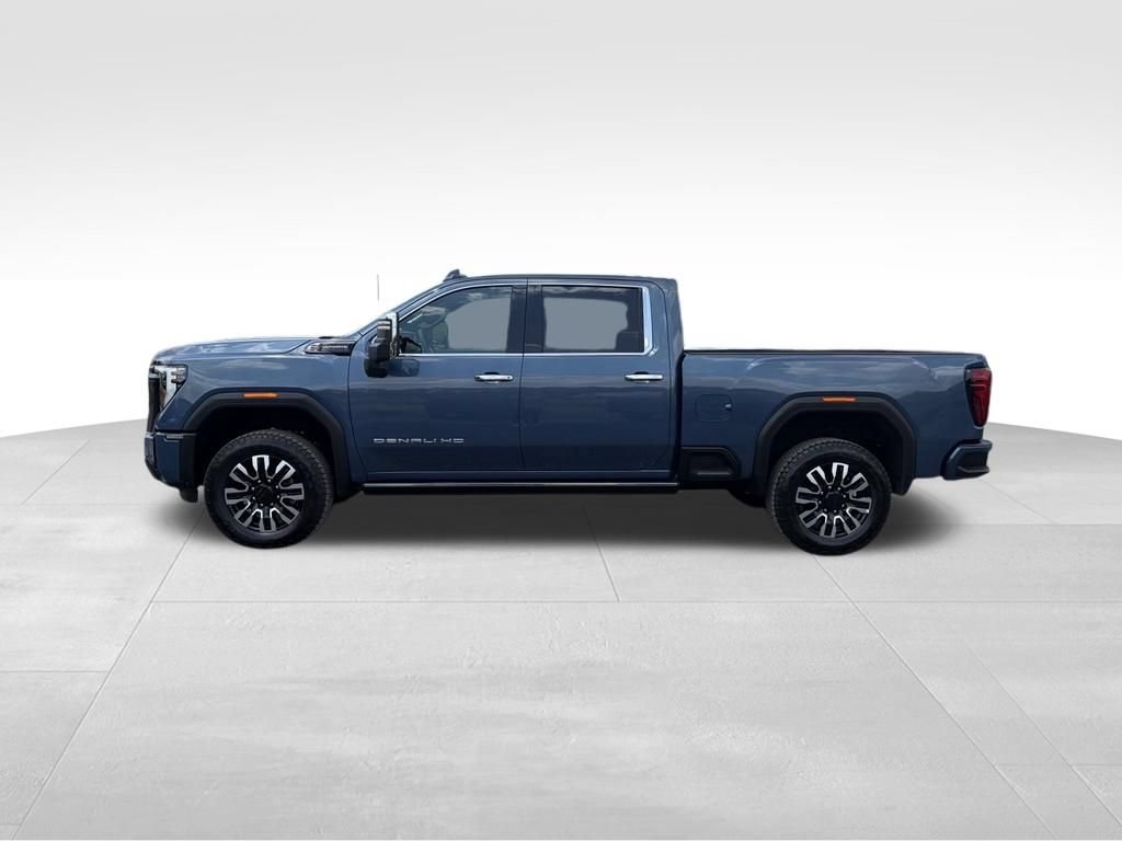 Used 2026 GMC Sierra 3500 Denali Ultimate AWD/4WD image 13