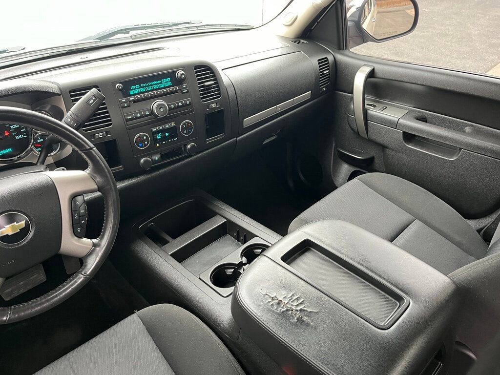 Used 2011 Chevrolet Silverado 1500 LT w/ All-Star Edition image 31