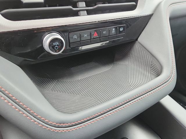 Used 2025 Ford Explorer Active w/ Active Comfort Package image 21