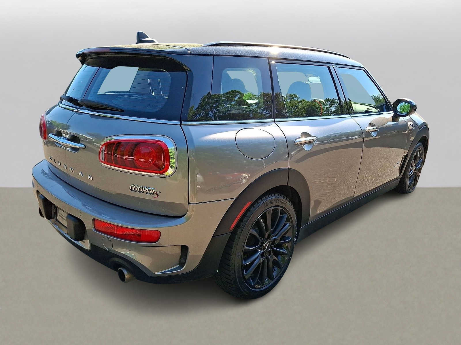 Used 2017 MINI Cooper Clubman S AWD/4WD image 2