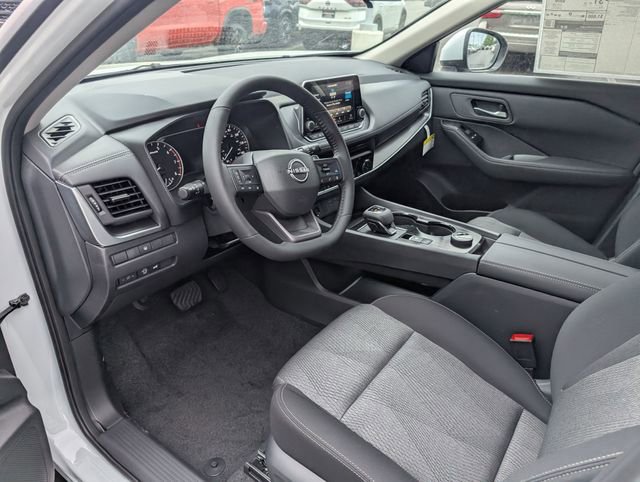 New 2026 Nissan Rogue SV w/ Cold Weather Package AWD/4WD image 13