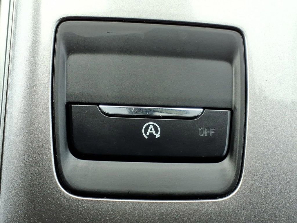 Used 2024 Ford Edge SEL w/ Convenience Package image 18