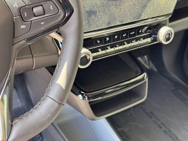 New 2027 Chevrolet Bolt LT w/ Comfort Package image 17