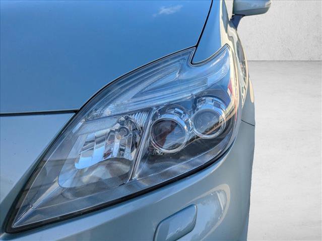 Used 2015 Toyota Prius Five image 7